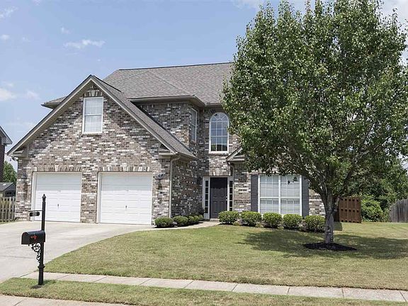 2nd image of 940 Old Cahaba Dr