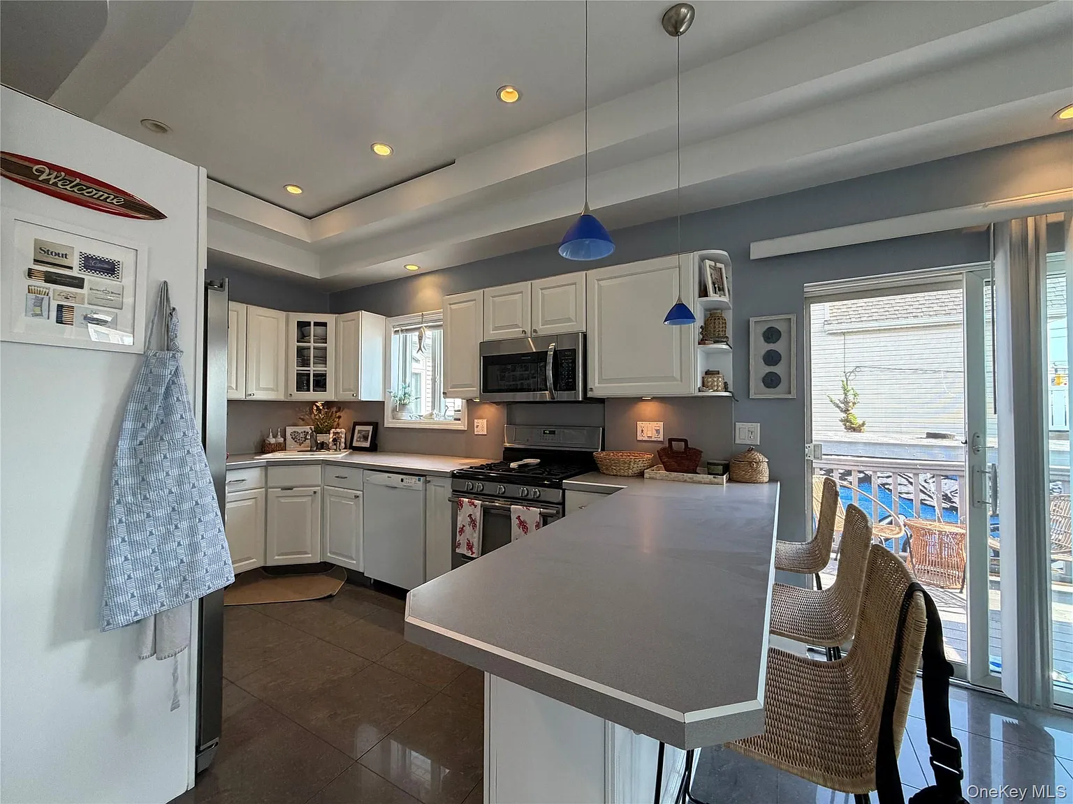 2 bed, 1.0 bath, 1100 sqft, $3,700 — Photo 4