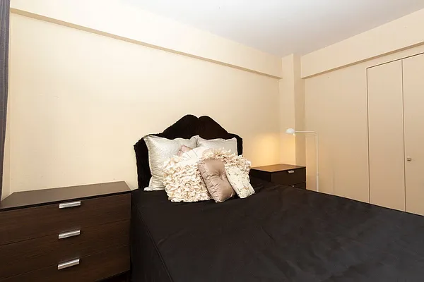 Rented by Keller Williams NYC | media 7