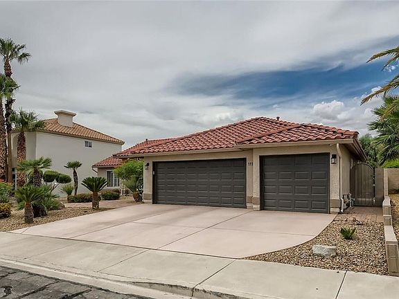 3rd image of 1115 Broken Hills Dr