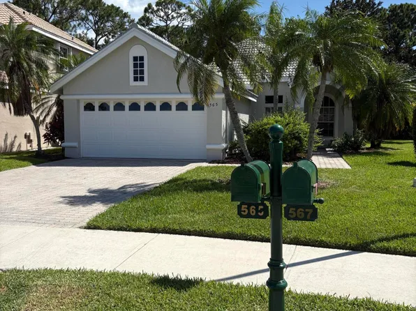 565 SW New Castle Cove, Port St Lucie, FL 34986