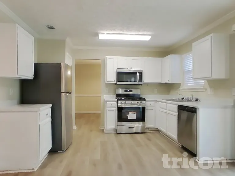5316 Paddington Ln — Photo 6