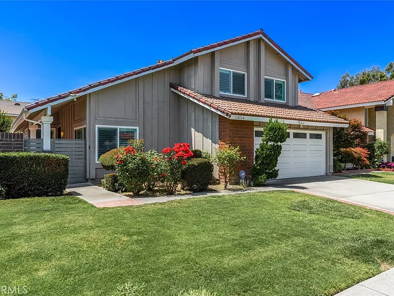13014 Espinheira Dr — Photo 1