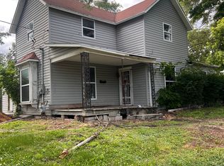 205 S Van Buren St, Albany, MO 64402