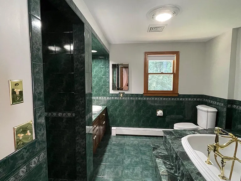 35 Whiley Rd — Photo 19