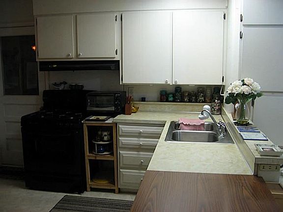 2nd image of 3213 Dartmouth Dr