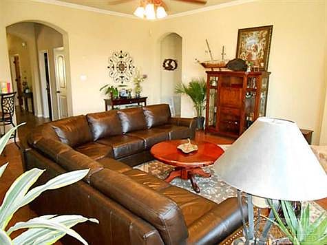 5th image of 115 Acorn Ln