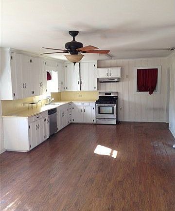 3rd image of 8625 State Highway 42 N
