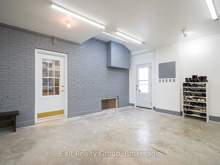 217 Massassauga Rd — Photo 16