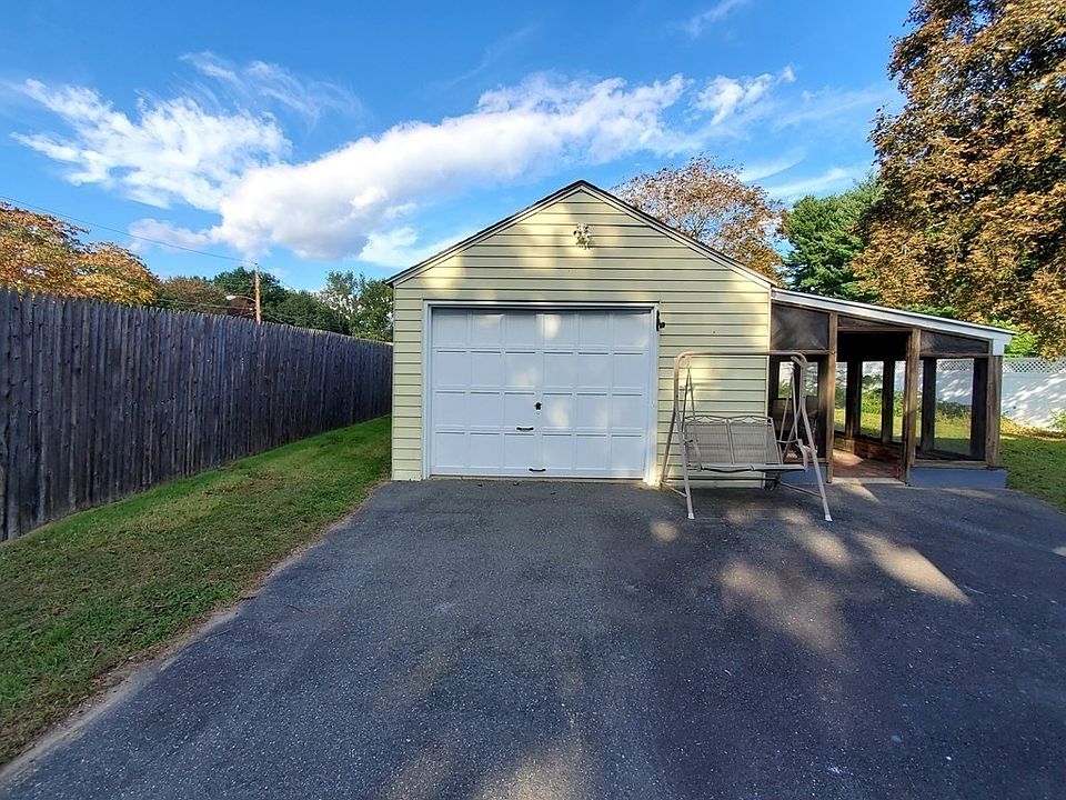 711 Newbury St, Springfield, MA 01104 Zillow