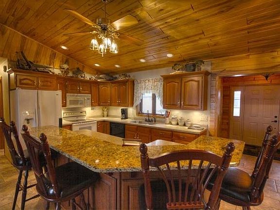 5th image of 2802 E Tuttle Ln #E