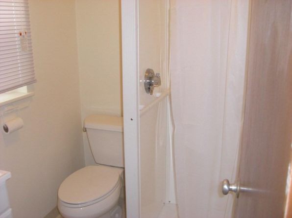 38 Oak St #1