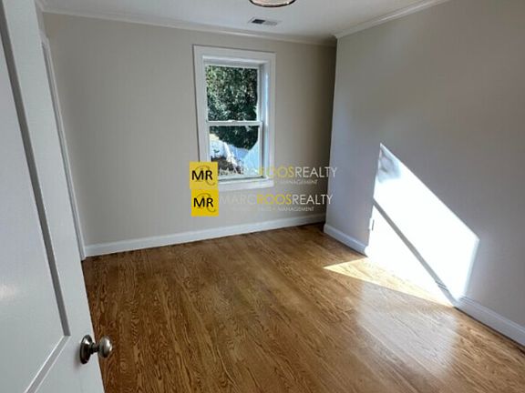 5th image of 19 Rosegate Rd #1