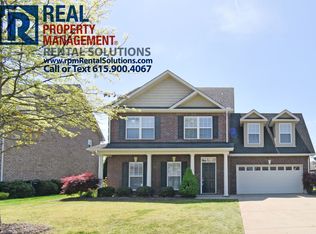 5151 Starnes Dr, Murfreesboro, TN 37128