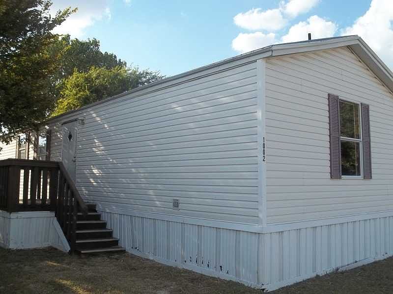 1st image of 1002 Cardinal Dr