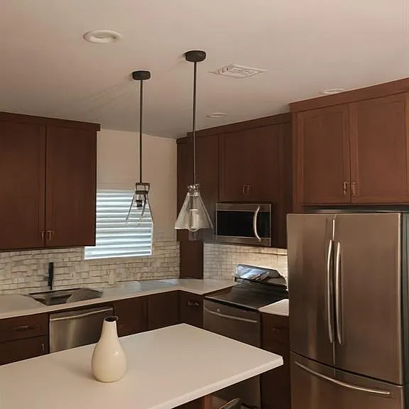 810 N 2 1/2 St — Photo 5