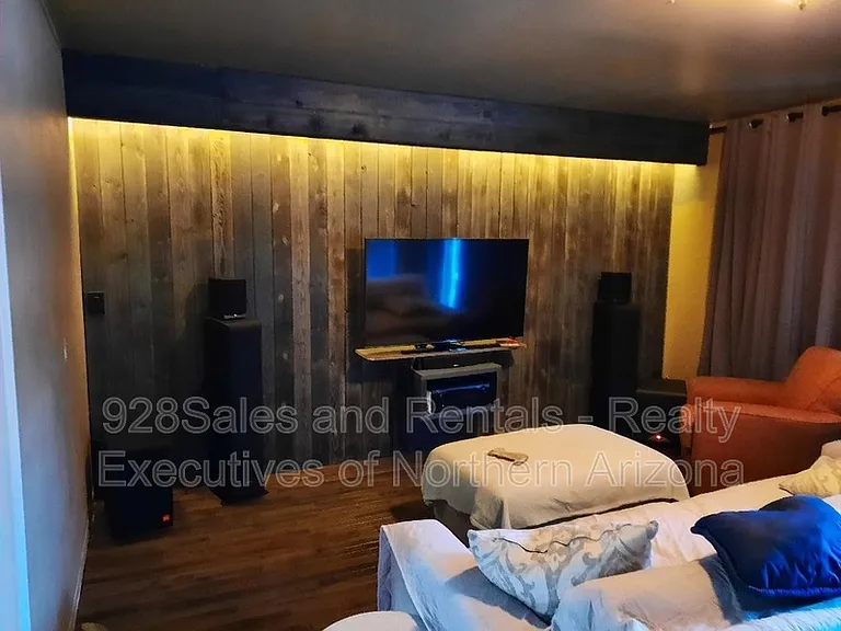 2304 N Talkington Dr — Photo 18