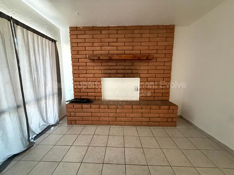 4021 W Berridge Ln — Photo 10