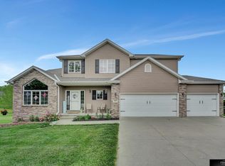 1467 Shire Ln, Eagle, NE 68347
