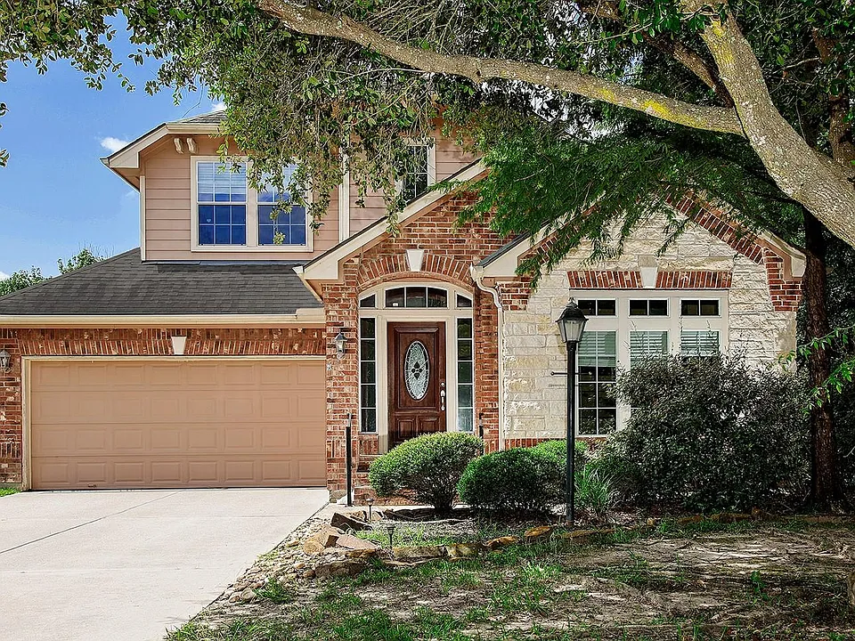 19 Patina Pines Pl