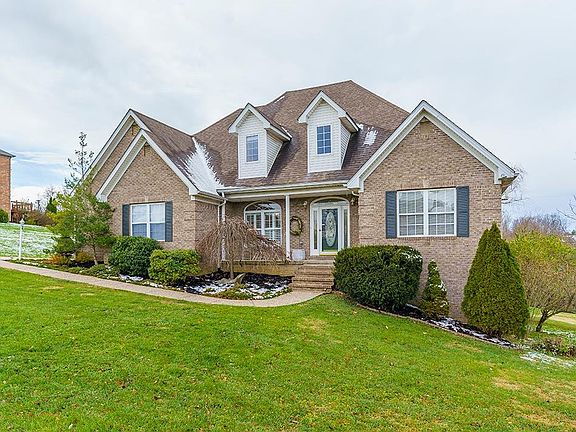 2nd image of 905 Turnberry Dr