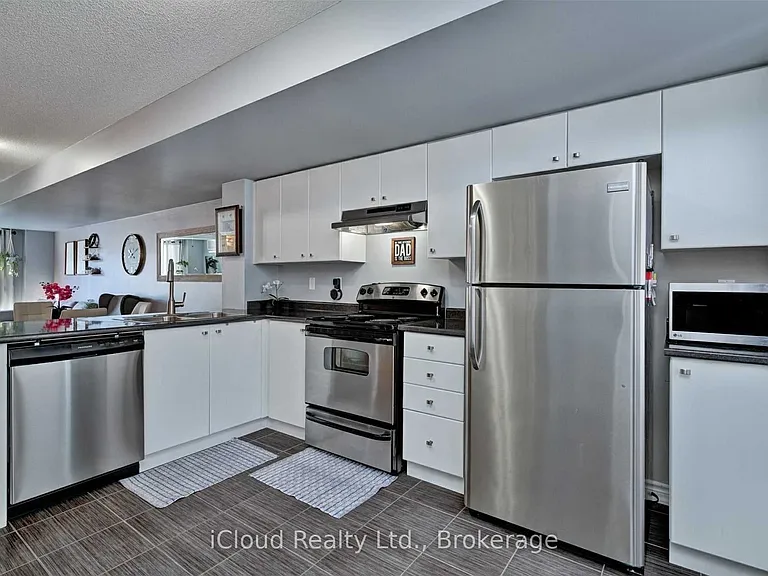 1380 Costigan Rd #121 — Photo 6