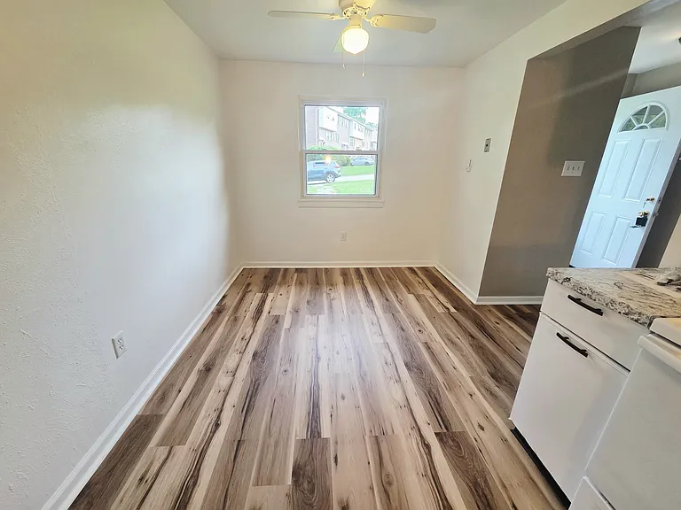 564 Caddy Dr — Photo 9