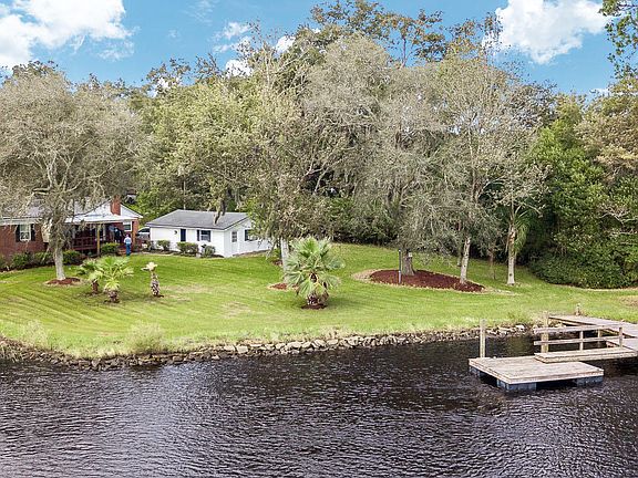 2nd image of 5305 Trout River Blvd