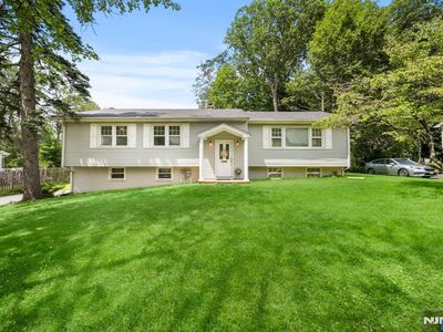 758 Koch Peak Ave, Township Of Washington, NJ, 07676