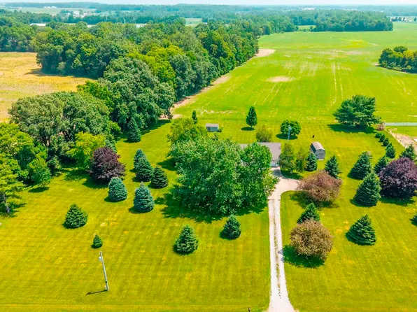 2205 S State Road 9, Lagrange, IN 46761
