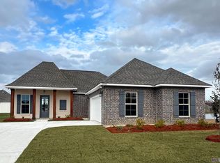 4892 Greens Dr, Addis, LA 70710
