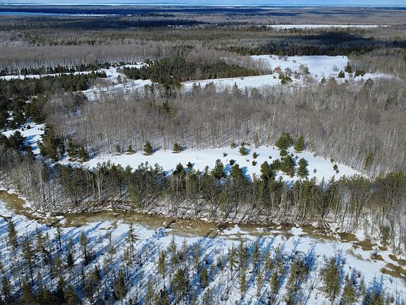 5th image of 7469 Sommers Rd