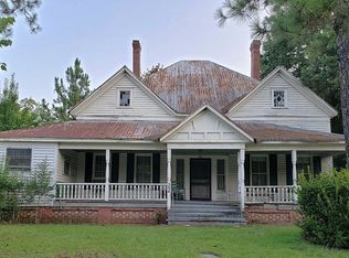 211 S College St, Statesboro, GA 30458