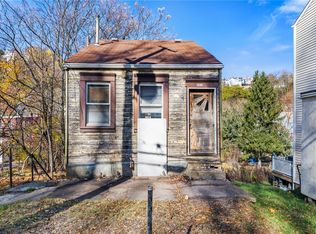 1146 Voskamp St, Pittsburgh, PA 15212