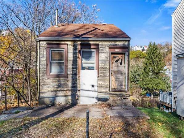 1146 Voskamp St, Pittsburgh, PA 15212
