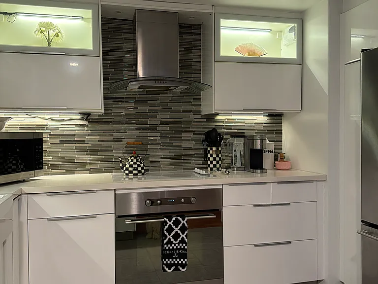 2170 Century Park E #1202 — Photo 8