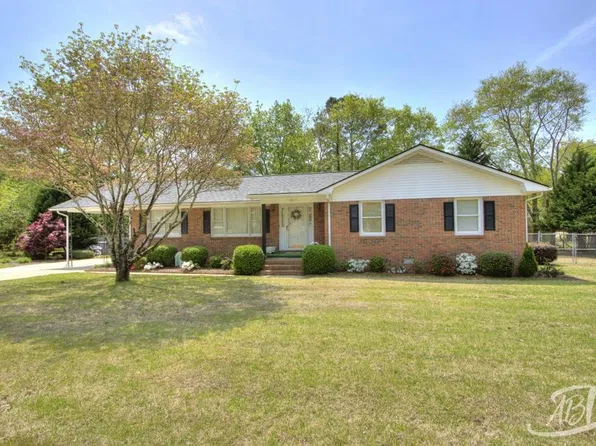 2817 Moss Creek Dr, Dalzell, SC 29040