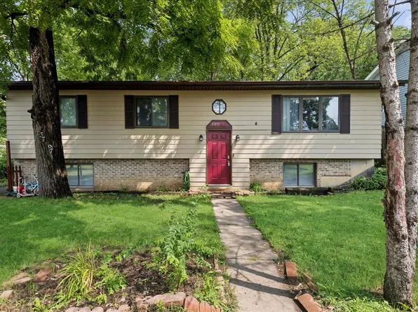 37497 N State Route 59, Lake Villa, IL 60046