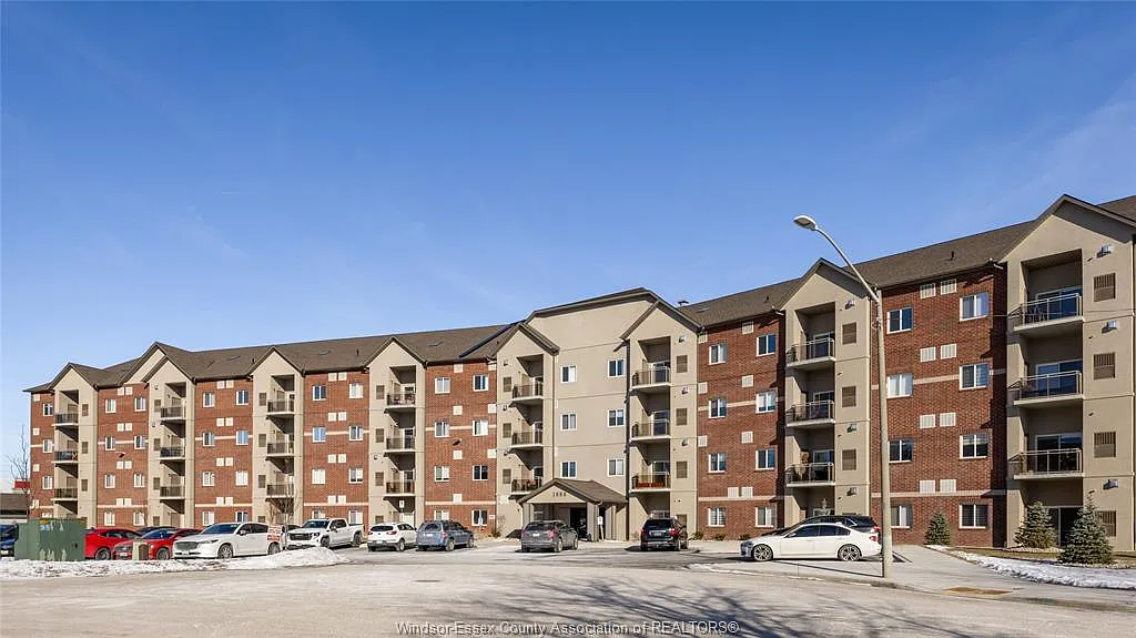 2 bed, 2.0 bath, 1278 sqft, $2,250 — Photo 1