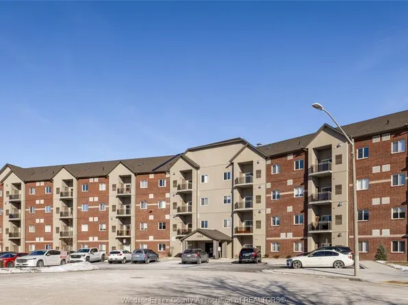 1888 Westview Park Blvd, Lasalle, ON
