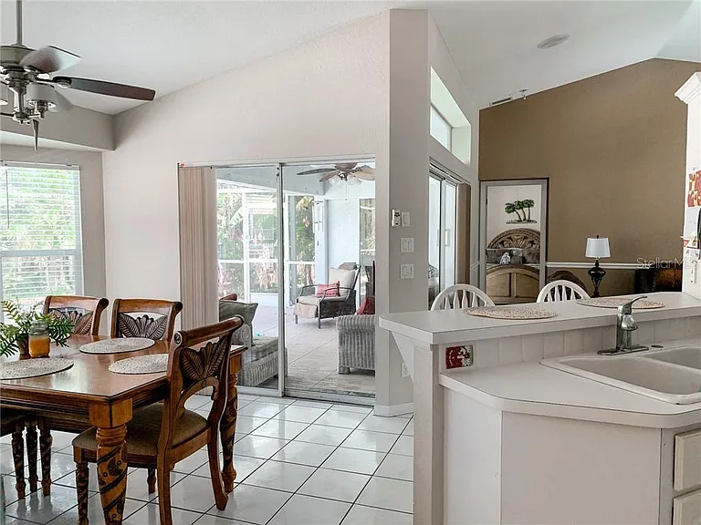 1000 Chevy Chase St — Photo 35