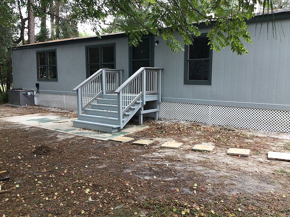 1st image of 4136 Woodland Cir