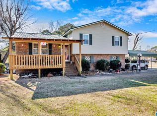 1200 Murray Ln, Mount Olive, AL 35117