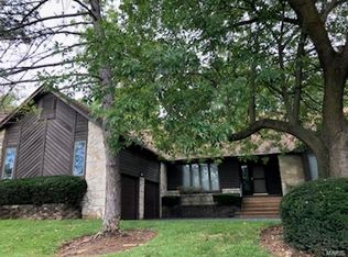 14305 Cedar Springs Dr, Chesterfield, MO