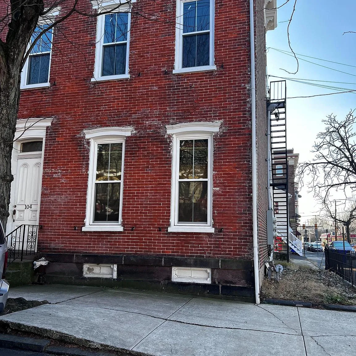 1 bed, 1.0 bath, 500 sqft, $1,300 — Photo 1