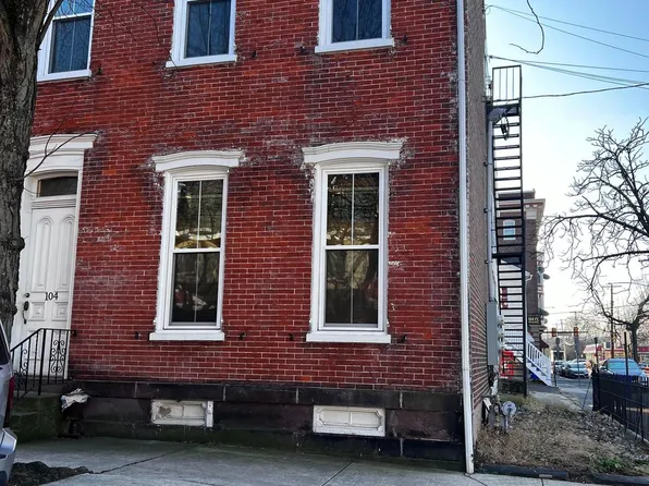 104 King St Front 2F, Pottstown, PA 19464