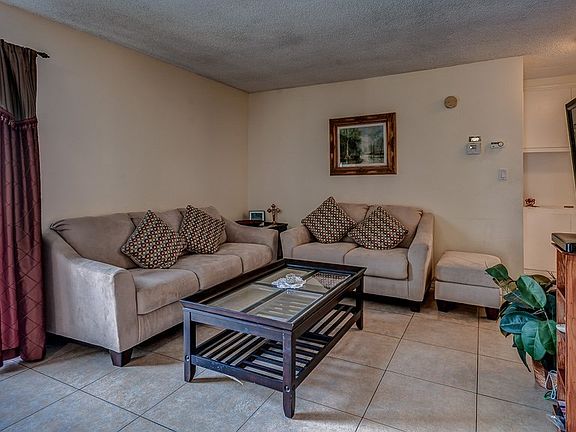 5th image of 312 N Craig Ave