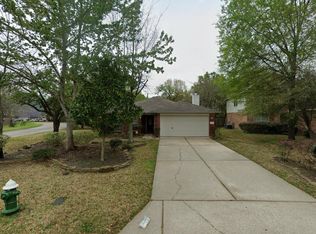 135 Fairwind Trail Dr, Conroe, TX 77385