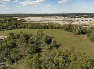 5810 Locust St, Shawnee, KS 66218