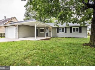 29 Spindletop Ln, Willingboro, NJ 08046